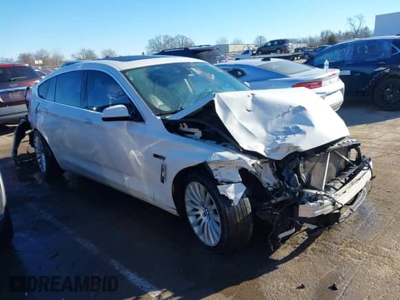 2013 BMW 5 Series 535i Gran Turismo xDrive с VIN WBASP2C55DC339183, выставлен на аукционе IAAI как лот 41359533 с пробегом 144 020 миль миль и . История ставок и продаж доступна на DreamBid. Изображение 12.