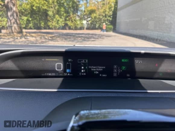 2018 Toyota Prius Plus z VIN JTDKARFP6J3073923, wystawiony jako Copart lot #68948185 z przebiegiem 119 620 mil mil oraz Szkoda całkowita • Salvage title. Historia ofert i sprzedaży dostępna na DreamBid. Obrazek 8.