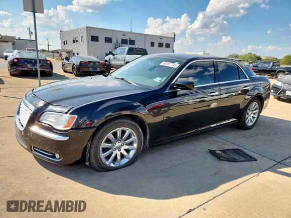 2012 Chrysler 300 Limited z VIN 2C3CCACG0CH289016, wystawiony jako Copart lot #85167745 z przebiegiem 186 046 mil mil oraz Czysty tytuł • Clean title. Historia ofert i sprzedaży dostępna na DreamBid. Obrazek 1.