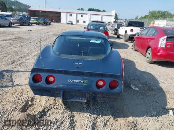 1982 Chevrolet Corvette с VIN 1G1AY8781C5106867, выставлен на аукционе IAAI как лот 42655455 с пробегом 29 891 миль миль и . История ставок и продаж доступна на DreamBid. Изображение 15.