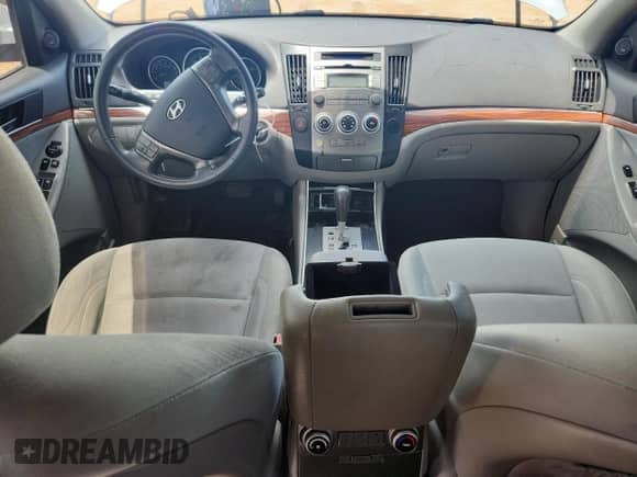 2010 Hyundai Veracruz Limited с VIN KM8NU4CC2AU100694, выставлен на аукционе Copart как лот 68694285 с пробегом 163 400 миль миль и Чистый • Clean title. История ставок и продаж доступна на DreamBid. Изображение 8.