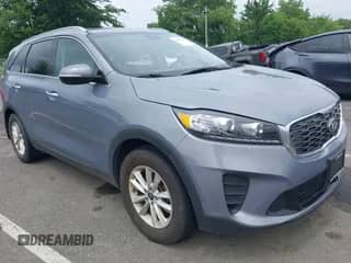 2020 Kia Sorento L with VIN 5XYPG4A32LG661229, listed as a IAAI auction lot 42625721 with 62,081 mi miles and . Bid and sale history available at DreamBid. Image 1.