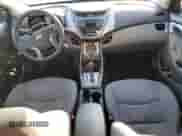 2013 Hyundai Elantra GLS z VIN 5NPDH4AE0DH295637, wystawiony jako Copart lot #82554505 z przebiegiem 113 557 mil mil oraz Szkoda całkowita • Salvage title. Historia ofert i sprzedaży dostępna na DreamBid. Obrazek 8.