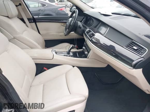 2010 BMW 5 Series 535i Gran Turismo с VIN WBASN2C52AC200730, выставлен на аукционе IAAI как лот 41902247 с пробегом 127 291 миль миль и . История ставок и продаж доступна на DreamBid. Изображение 5.