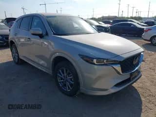 2025 Mazda CX-5 S Preferred z VIN JM3KFBCL1S0639717, wystawiony jako IAAI lot #43416760 z przebiegiem 10 149 mil mil oraz . Historia ofert i sprzedaży dostępna na DreamBid. Obrazek 1.