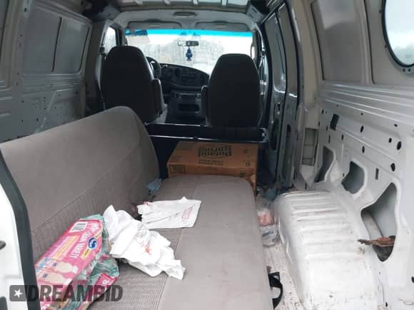 2007 Ford Econoline Cargo Commercial с VIN 1FTNE14W47DA84841, выставлен на аукционе IAAI как лот 43478562 с пробегом 97 203 миль миль и . История ставок и продаж доступна на DreamBid. Изображение 8.