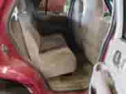 2002 Chevrolet Blazer LS z VIN 1GNDT13W22K104793, wystawiony jako IAAI lot #43101241 z przebiegiem 187 686 mil mil oraz . Historia ofert i sprzedaży dostępna na DreamBid. Obrazek 8.