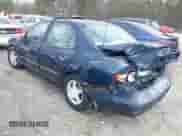 2000 Hyundai Elantra GLS z VIN KMHJF35F9YU990177, wystawiony jako IAAI lot #41779807 z przebiegiem 175 114 mil mil oraz . Historia ofert i sprzedaży dostępna na DreamBid. Obrazek 3.