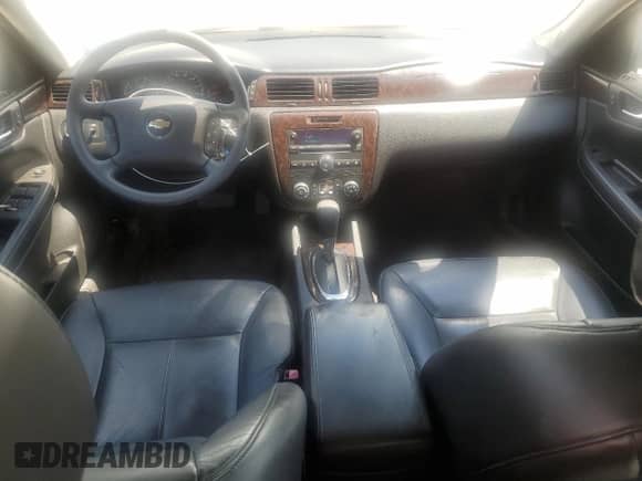 2015 Chevrolet Impala LTZ z VIN 2G1WC5E31F1107551, wystawiony jako Copart lot #68894595 z przebiegiem 125 704 mil mil oraz Szkoda całkowita • Salvage title. Historia ofert i sprzedaży dostępna na DreamBid. Obrazek 8.