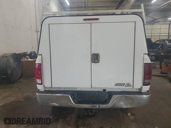 2012 Ram 1500 ST z VIN 3C6JD6DP2CG241309, wystawiony jako Copart lot #51840475 z przebiegiem 298 707 mil mil oraz Czysty tytuł • Clean title. Historia ofert i sprzedaży dostępna na DreamBid. Obrazek 6.