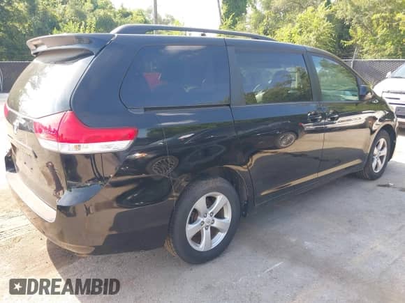 2012 Toyota Sienna with VIN 5TDKA3DC4CS013301, listed as a IAAI auction lot 42955432 with 134,198 mi miles and . Bid and sale history available at DreamBid. Image 4.