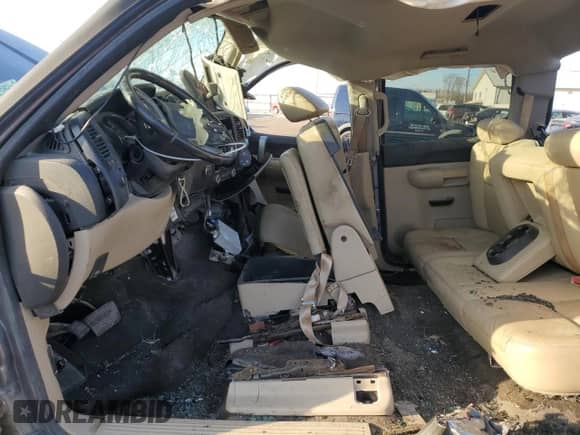 2007 Chevrolet Silverado 1500 LS с VIN 2GCEK13C871575439, выставлен на аукционе Copart как лот 47082955 с пробегом 249 675 миль миль и Списание • Salvage title. История ставок и продаж доступна на DreamBid. Изображение 7.