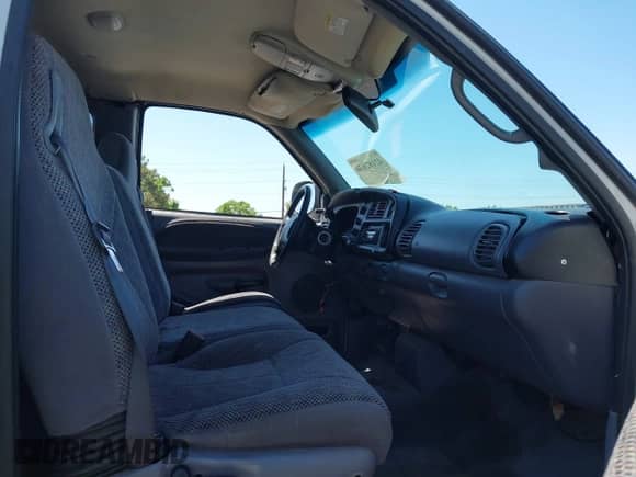 2000 Dodge 2500 с VIN 1B7KC2361YJ148871, выставлен на аукционе IAAI как лот 42182630 с пробегом Не указан миль и . История ставок и продаж доступна на DreamBid. Изображение 5.
