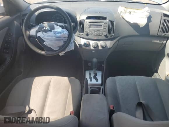 2010 Hyundai Elantra SE с VIN KMHDU4ADXAU837908, выставлен на аукционе Copart как лот 65716015 с пробегом 98 719 миль миль и Списание • Salvage title. История ставок и продаж доступна на DreamBid. Изображение 8.