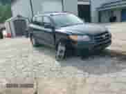 2008 Hyundai Santa Fe GLS с VIN 5NMSG73D28H194358, выставлен на аукционе Copart как лот 67049945 с пробегом 140 882 миль миль и Списание • Salvage title. История ставок и продаж доступна на DreamBid. Изображение 14.