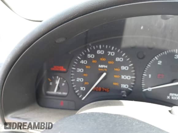 1999 Saturn SL with VIN 1G8ZH5287XZ155452, listed as a IAAI auction lot 42646457 with 208,746 mi miles and . Bid and sale history available at DreamBid. Image 7.