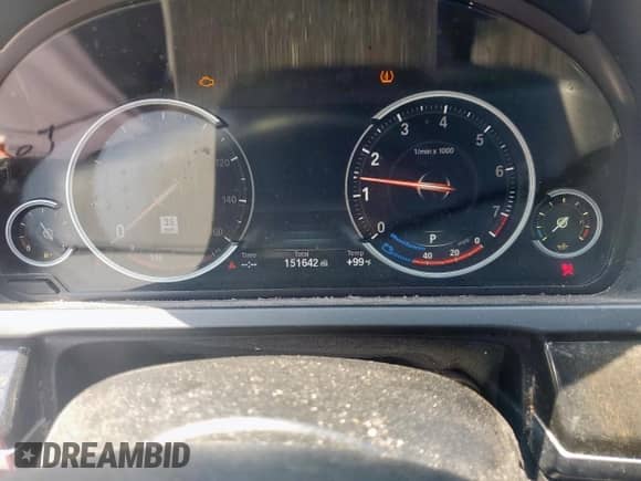 2015 BMW 7 Series 750Li with VIN WBAYE8C57FD782323, listed as a Copart auction lot 67663475 with 151,642 mi miles and Clean title. Bid and sale history available at DreamBid. Image 9.