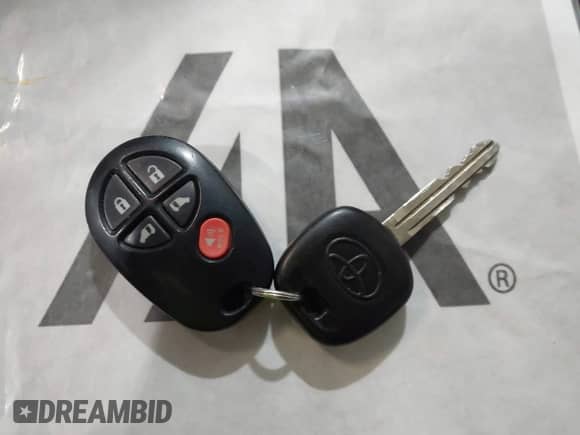 2012 Toyota Sienna LE AAS with VIN 5TDKK3DC1CS253502, listed as a IAAI auction lot 43380424 with 157,876 mi miles and . Bid and sale history available at DreamBid. Image 11.