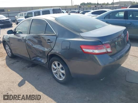 2011 Toyota Camry XLE z VIN 4T1BK3EK0BU123691, wystawiony jako IAAI lot #43228048 z przebiegiem 98 334 mil mil oraz . Historia ofert i sprzedaży dostępna na DreamBid. Obrazek 3.