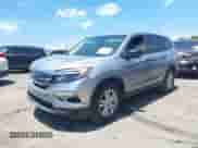 2018 Honda Pilot LX с VIN 5FNYF5H10JB001132, выставлен на аукционе IAAI как лот 42551693 с пробегом 109 258 миль миль и . История ставок и продаж доступна на DreamBid. Изображение 17.