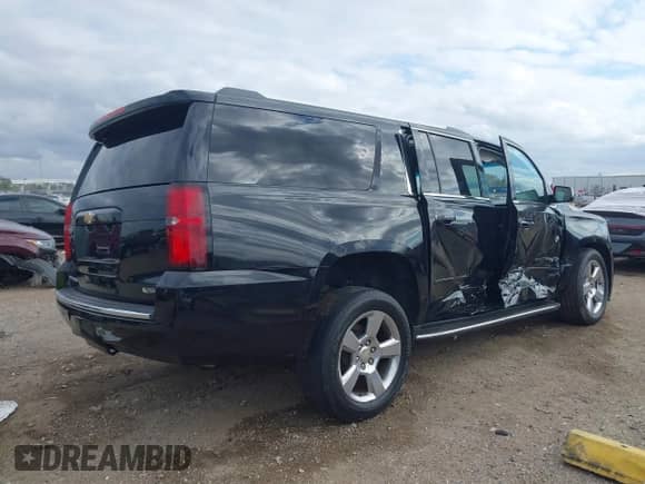 2018 Chevrolet Suburban Premier z VIN 1GNSKJKC2JR250540, wystawiony jako IAAI lot #41475451 z przebiegiem 38 751 mil mil oraz . Historia ofert i sprzedaży dostępna na DreamBid. Obrazek 4.