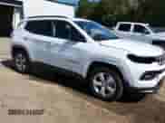 2022 Jeep Compass Latitude with VIN 3C4NJCBB9NT138276, listed as a Copart auction lot 85752985 with 58,022 mi miles and Salvage title. Bid and sale history available at DreamBid. Image 15.