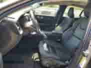 2020 Volvo S60 Momentum z VIN 7JR102FK2LG064613, wystawiony jako Copart lot #62116935 z przebiegiem 44 845 mil mil oraz Szkoda całkowita • Salvage title. Historia ofert i sprzedaży dostępna na DreamBid. Obrazek 7.