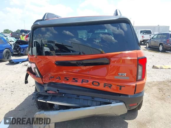2026 Honda Passport TrailSport Elite с VIN 5FNYF9H89TB015926, выставлен на аукционе IAAI как лот 42851455 с пробегом 3 010 миль миль и . История ставок и продаж доступна на DreamBid. Изображение 16.
