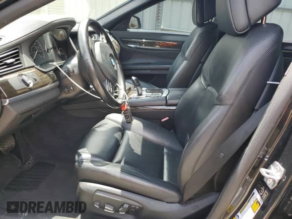 2013 BMW 7 Series 750i xDrive with VIN WBAYB6C57DD223543, listed as a Copart auction lot 59290365 with 116,576 mi miles and Salvage title. Bid and sale history available at DreamBid. Image 7.
