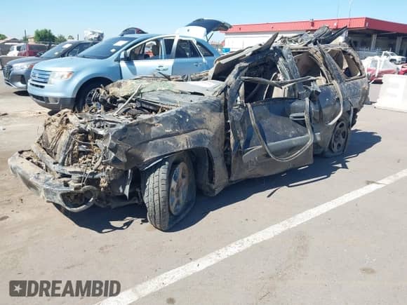 2005 Chevrolet TrailBlazer LT с VIN 1GNDS13SX52204211, выставлен на аукционе IAAI как лот 43355551 с пробегом Не указан миль и . История ставок и продаж доступна на DreamBid. Изображение 2.