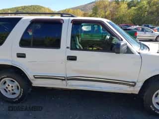 2000 Chevrolet Blazer LT с VIN 1GNDT13W6Y2393525, выставлен на аукционе IAAI как лот 43421978 с пробегом 174 388 миль миль и . История ставок и продаж доступна на DreamBid. Изображение 6.