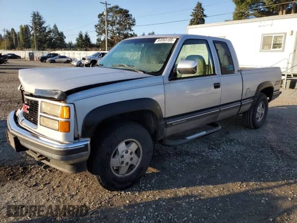 1994 GMC Sierra 1500 с VIN 2GTEK19K4R1589842, выставлен на аукционе Copart как лот 84993185 с пробегом 217 057 миль миль и Списание • Salvage title. История ставок и продаж доступна на DreamBid. Изображение 1.