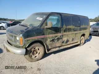 2002 Chevrolet Express z VIN 1GAGG25R521195340, wystawiony jako Copart lot #60988644 z przebiegiem Nie podano mil oraz Nie do naprawy • Non repairable. Historia ofert i sprzedaży dostępna na DreamBid. Obrazek 1.