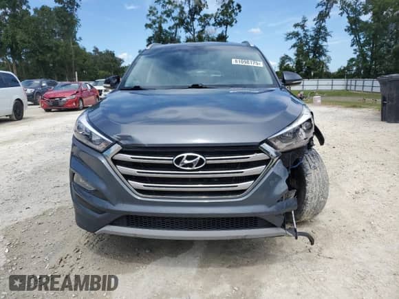 2017 Hyundai Tucson Sport с VIN KM8J33A23HU411678, выставлен на аукционе Copart как лот 81098175 с пробегом 109 919 миль миль и Списание • Salvage title. История ставок и продаж доступна на DreamBid. Изображение 5.