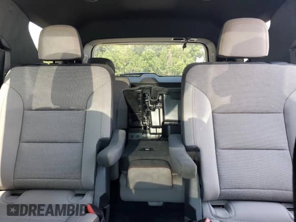 2025 Chevrolet Traverse FWD LT with VIN 1GNERGRS6SJ191047, listed as a Copart auction lot 70110685 with 4,345 mi miles and Salvage title. Bid and sale history available at DreamBid. Image 10.