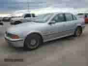 1999 BMW 5 Series 528i с VIN WBADM6332XBY30585, выставлен на аукционе Copart как лот 74830704 с пробегом Не указан миль и Списание • Salvage title. История ставок и продаж доступна на DreamBid. Изображение 1.