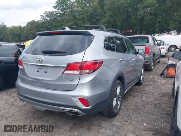 2018 Hyundai Santa Fe Limited Ultimate z VIN KM8SR4HF1JU268110, wystawiony jako IAAI lot #40461260 z przebiegiem 123 031 mil mil oraz . Historia ofert i sprzedaży dostępna na DreamBid. Obrazek 4.