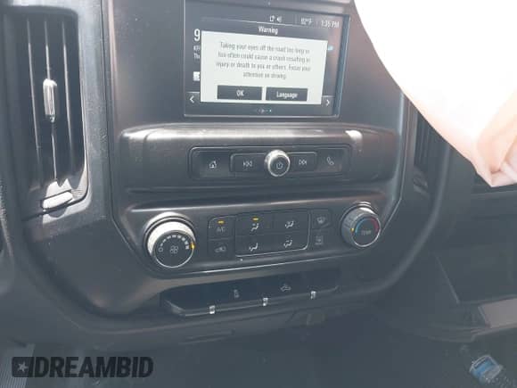 2017 Chevrolet Silverado 1500 Custom с VIN 1GCRCPEC5HZ186930, выставлен на аукционе IAAI как лот 42474787 с пробегом 103 527 миль миль и . История ставок и продаж доступна на DreamBid. Изображение 18.