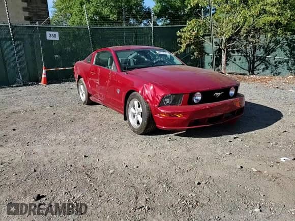 2009 Ford Mustang GT с VIN 1ZVHT82HX95141585, выставлен на аукционе Copart как лот 84722515 с пробегом 131 261 миль миль и Списание • Salvage title. История ставок и продаж доступна на DreamBid. Изображение 14.