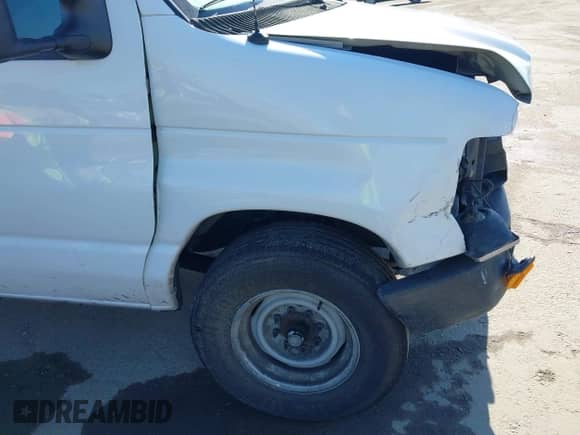 2013 Ford Econoline Cargo Commercial with VIN 1FTNE2EL7DDA63780, listed as a IAAI auction lot 42292669 with 277,085 mi miles and . Bid and sale history available at DreamBid. Image 21.
