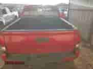 2017 Toyota Tacoma SR5 с VIN 5TFCZ5AN4HX097913, выставлен на аукционе IAAI как лот 43376846 с пробегом 100 891 миль миль и . История ставок и продаж доступна на DreamBid. Изображение 15.