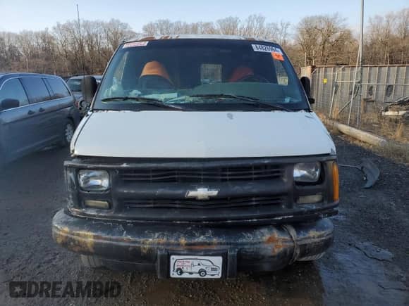 1997 Chevrolet City Express Cargo с VIN 1GCGG25R8V1108414, выставлен на аукционе Copart как лот 84826964 с пробегом Не указан миль и Списание • Salvage title. История ставок и продаж доступна на DreamBid. Изображение 5.