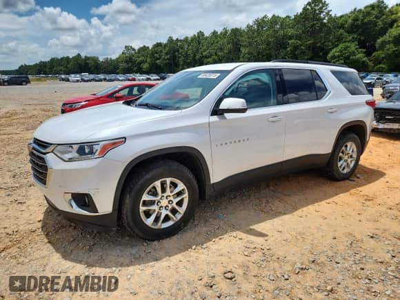 2019 Chevrolet Traverse LT Cloth with VIN 1GNERGKW7KJ270854, listed as a Copart auction lot 68426515 with 122,341 mi miles and Salvage title. Bid and sale history available at DreamBid. Image 1.
