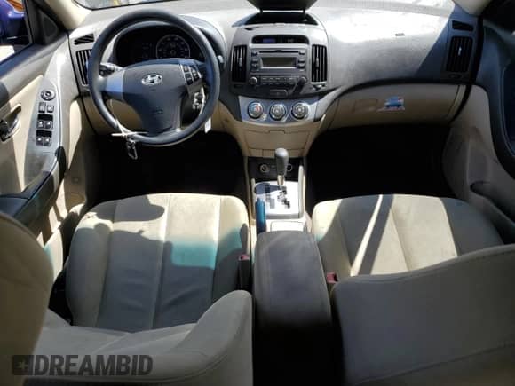 2010 Hyundai Elantra SE с VIN KMHDU4AD0AU921929, выставлен на аукционе Copart как лот 67372375 с пробегом 114 613 миль миль и Списание • Salvage title. История ставок и продаж доступна на DreamBid. Изображение 8.