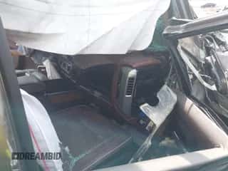 2015 Chevrolet Silverado 2500HD High Country с VIN 1GC1KXE8XFF614341, выставлен на аукционе IAAI как лот 43154911 с пробегом Не указан миль и . История ставок и продаж доступна на DreamBid. Изображение 5.