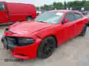 2015 Dodge Charger RT z VIN 2C3CDXCT0FH735456, wystawiony jako IAAI lot #42413492 z przebiegiem 88 503 mil mil oraz . Historia ofert i sprzedaży dostępna na DreamBid. Obrazek 2.