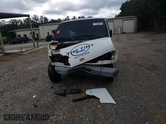 2000 Ford Econoline Cargo с VIN 1FTRE14W3YHA26599, выставлен на аукционе Copart как лот 71565254 с пробегом 57 063 миль миль и Списание • Salvage title. История ставок и продаж доступна на DreamBid. Изображение 12.