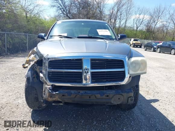 2006 Dodge Dakota SLT with VIN 1D7HW48KX6S547519, listed as a IAAI auction lot 41971182 with 205,859 mi miles and . Bid and sale history available at DreamBid. Image 13.