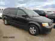 2010 Dodge Grand Caravan Hero z VIN 2D4RN3D14AR440343, wystawiony jako Copart lot #82374115 z przebiegiem 157 554 mil mil oraz Szkoda całkowita • Salvage title. Historia ofert i sprzedaży dostępna na DreamBid. Obrazek 4.