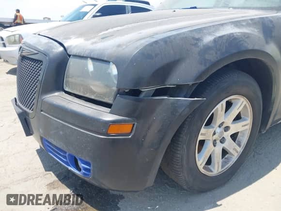 2006 Chrysler 300 Touring with VIN 2C3LA53G16H284828, listed as a IAAI auction lot 42918801 with 259,006 mi miles and . Bid and sale history available at DreamBid. Image 6.